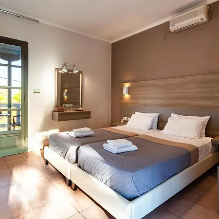 Summer Retreats - Seimeio Strofilia, Sunny Vibes Värdshus Kalogria (Achaea)