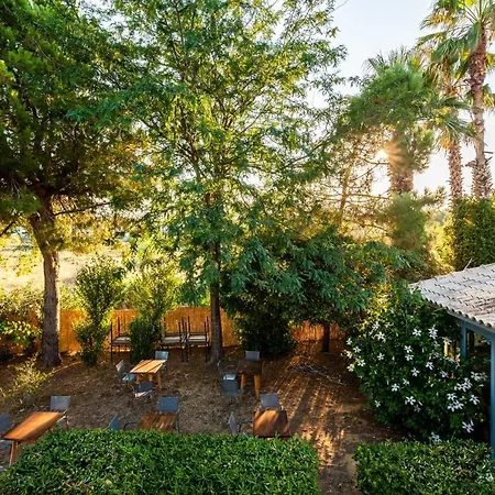 Summer Retreats - Seimeio Strofilia, Sunny Vibes Värdshus