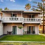 אורחן Summer Retreats - Seimeio Strofilia, Sunny Vibes קלוגריה